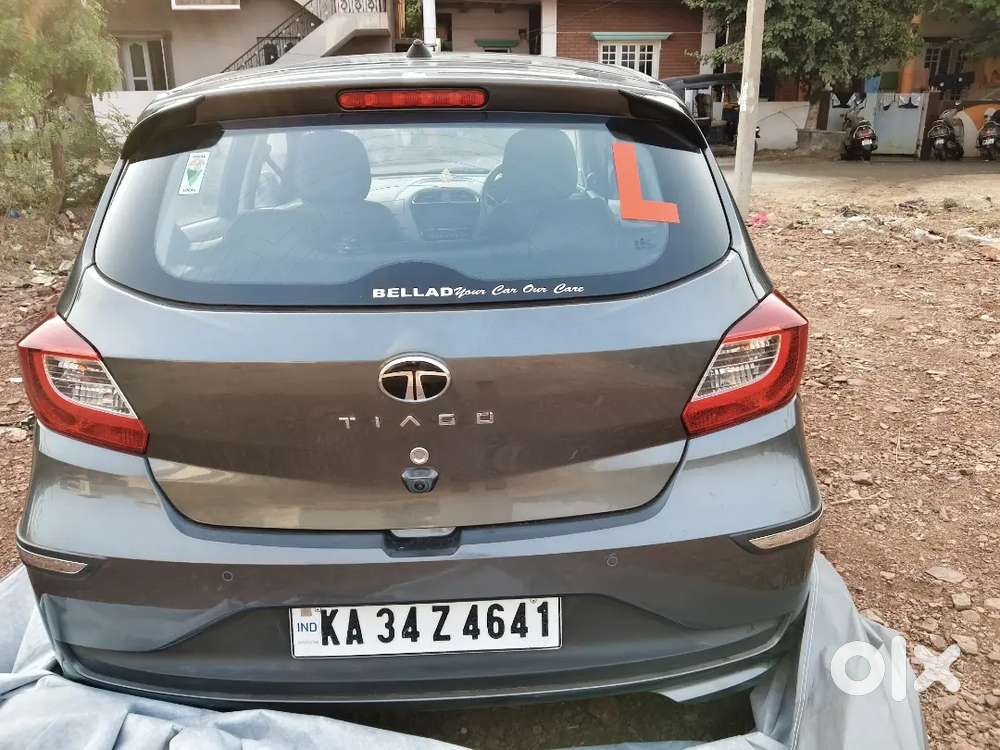 Tata Tiago 2025 Petrol 1000 Km Driven, Excellent Condition, Grey