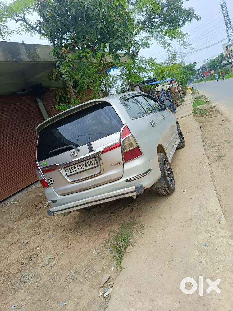 Toyota Innova Diesel 99000 Km Driven