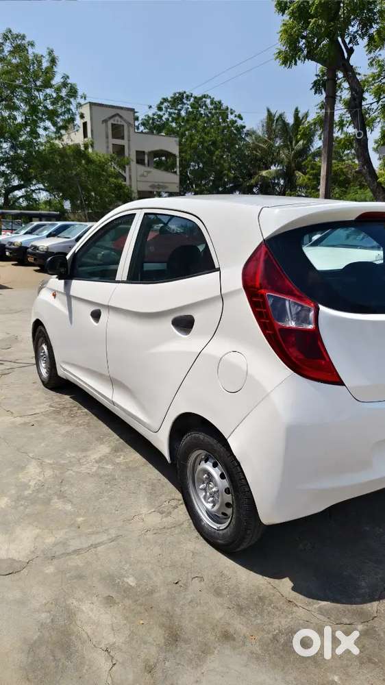Hyundai Eon 2016 Petrol Well Maintained