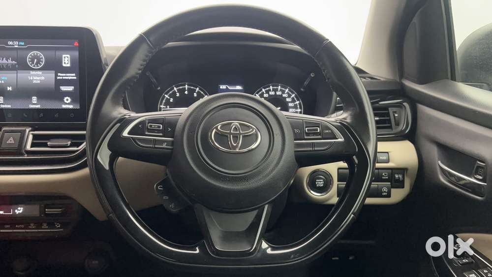 Toyota Glanza 1.2 V Amt, 2022, Petrol