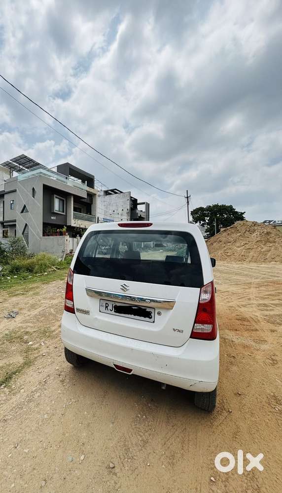Maruti Suzuki Wagon R Vxi Amt, 2017, Petrol