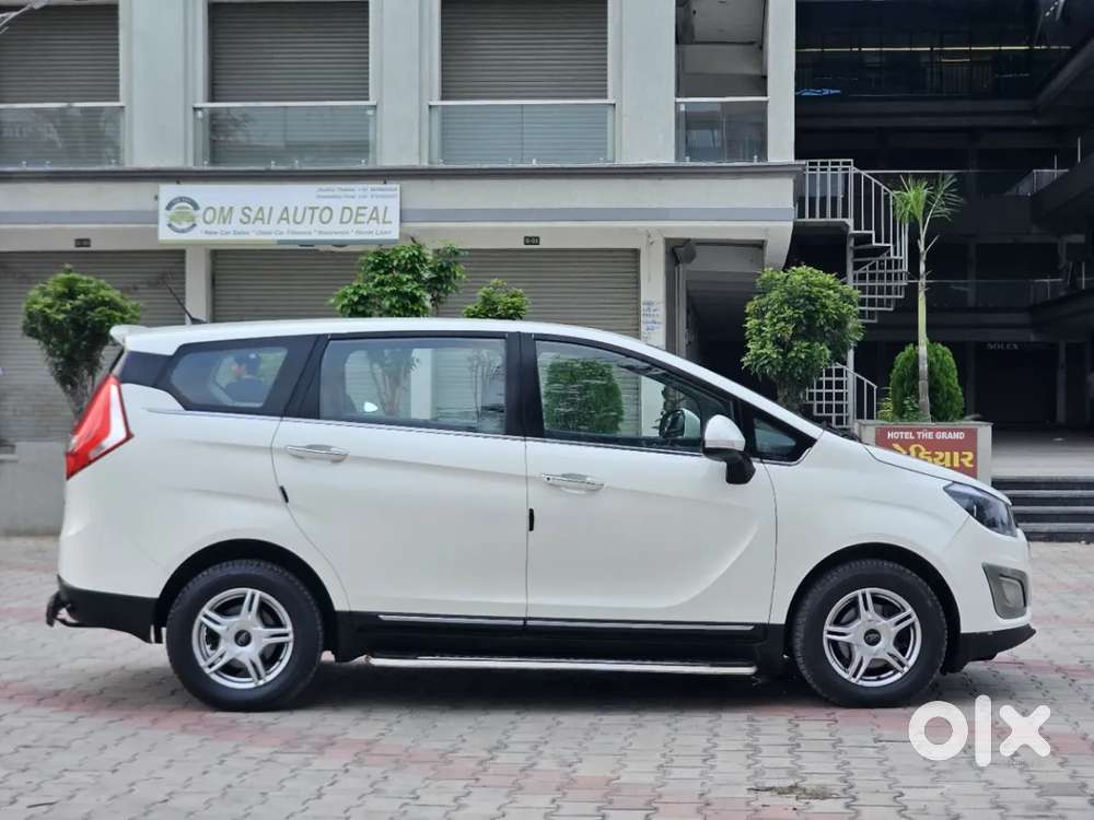 Mahindra Marazzo M6 8str, 2019, Diesel