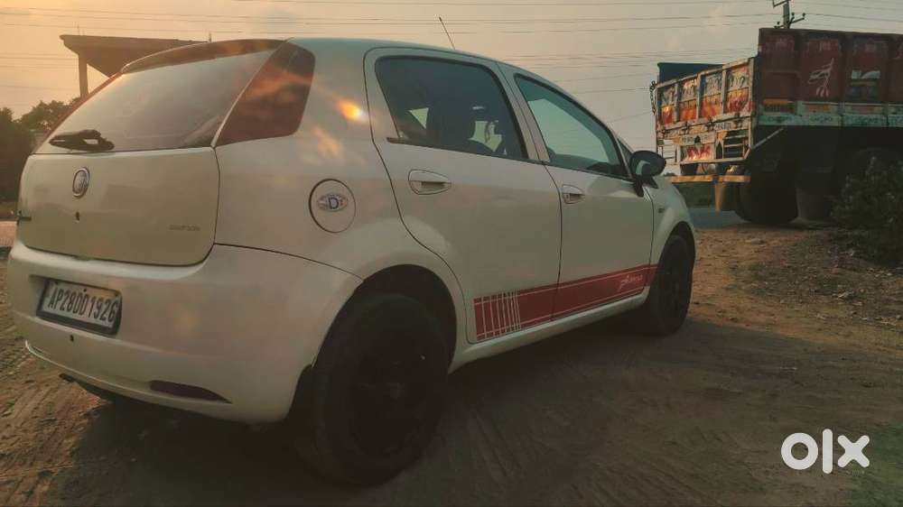Futures 1,auto Climate Ac Function  2, 2 Air Bag's 3,abs