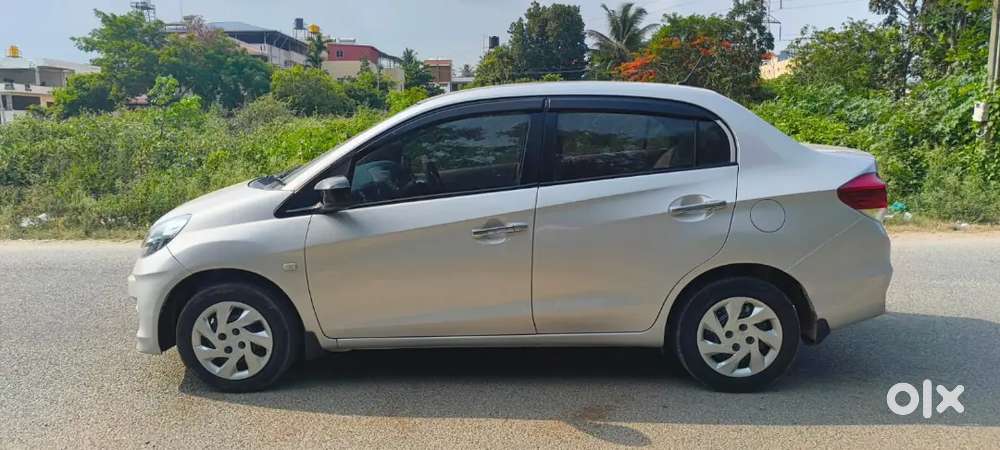 Honda Amaze 2013 Diesel 130000 Km Driven Good Condition