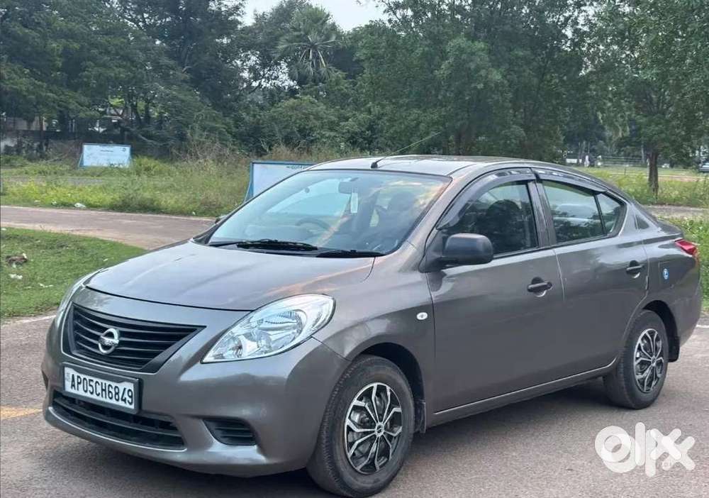 Nissan Sunny Xe Bsiv E.g-hr15751763b. Date Of Regn.15-apr-2013 To 14-a