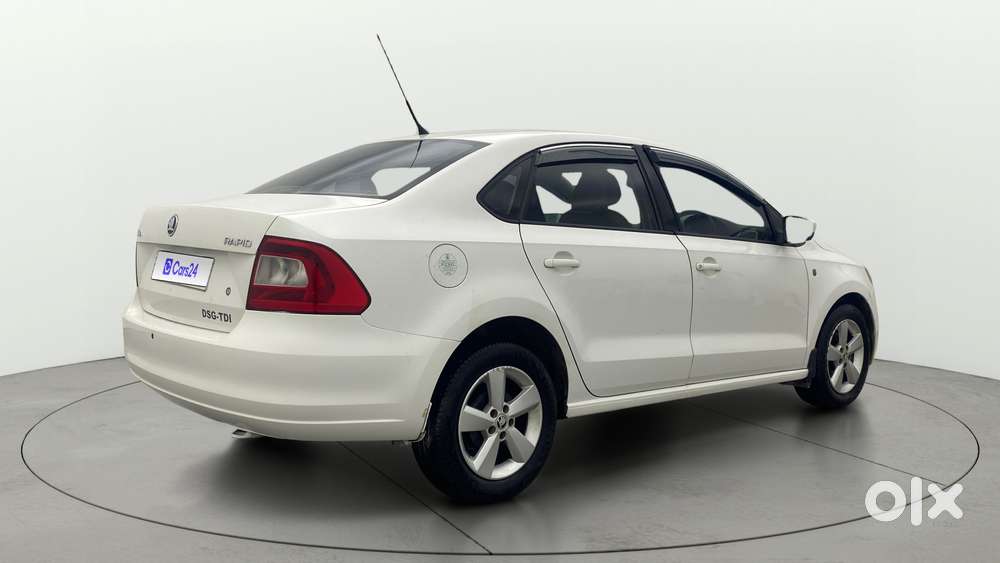 Skoda Rapid 1.5 Tdi At Elegance, 2015, Diesel