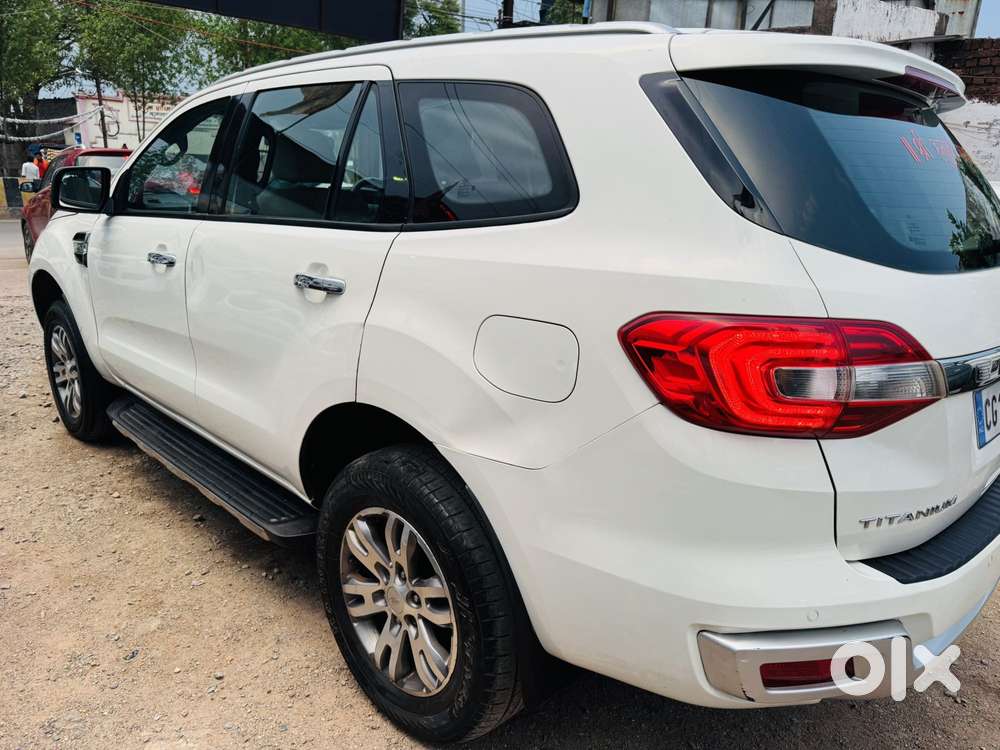 Ford Endeavour 3.2 Titanium At 4x4, 2017, Diesel