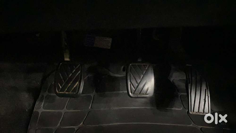 Maruti Suzuki Swift Zxi, 2015, Petrol