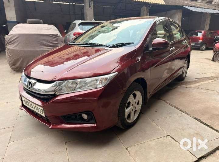 Honda City 2018 Diesel Well Maintained Fresh Paint With Sunroof