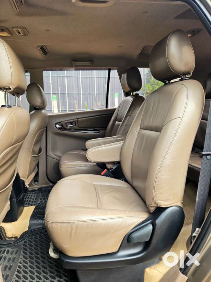 Toyota Innova 2.5 V 7 Str, 2015, Diesel