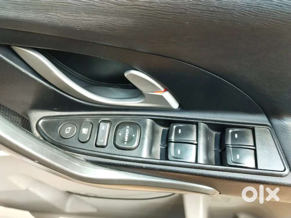 Mahindra Xuv500 At W8 Fwd, 2015, Diesel