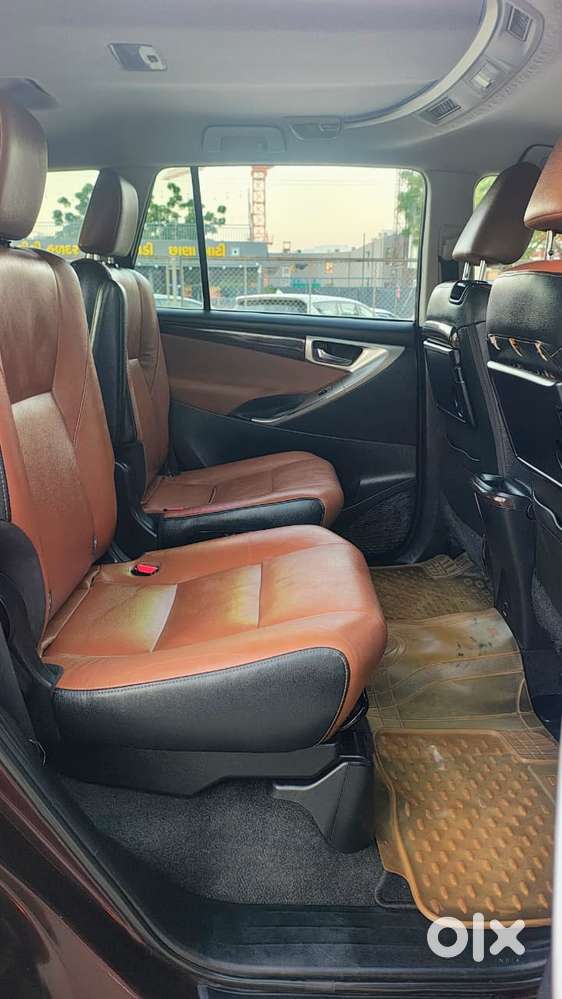 Toyota Innova Crysta 2.8z Automatic, 2017, Diesel