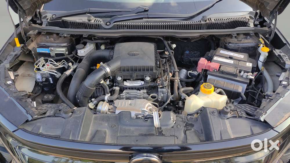 Tata Nexon Creative Plus S 1.2 Revotron Petrol 6 Mt, 2025, Petrol