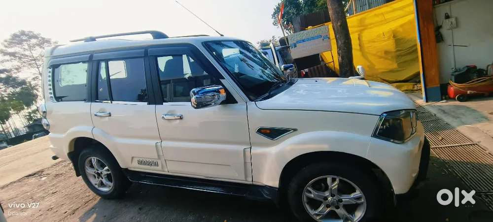 Mahindra Scorpio 2015