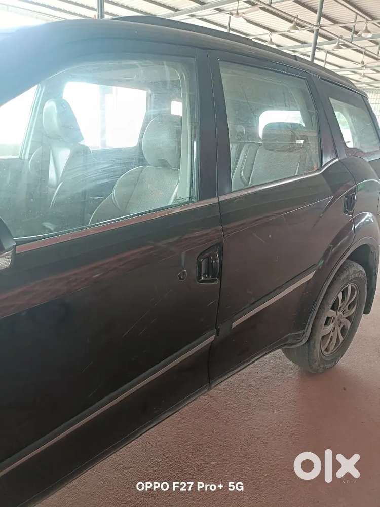 Mahindra Xuv500 2015 Diesel Well Maintained