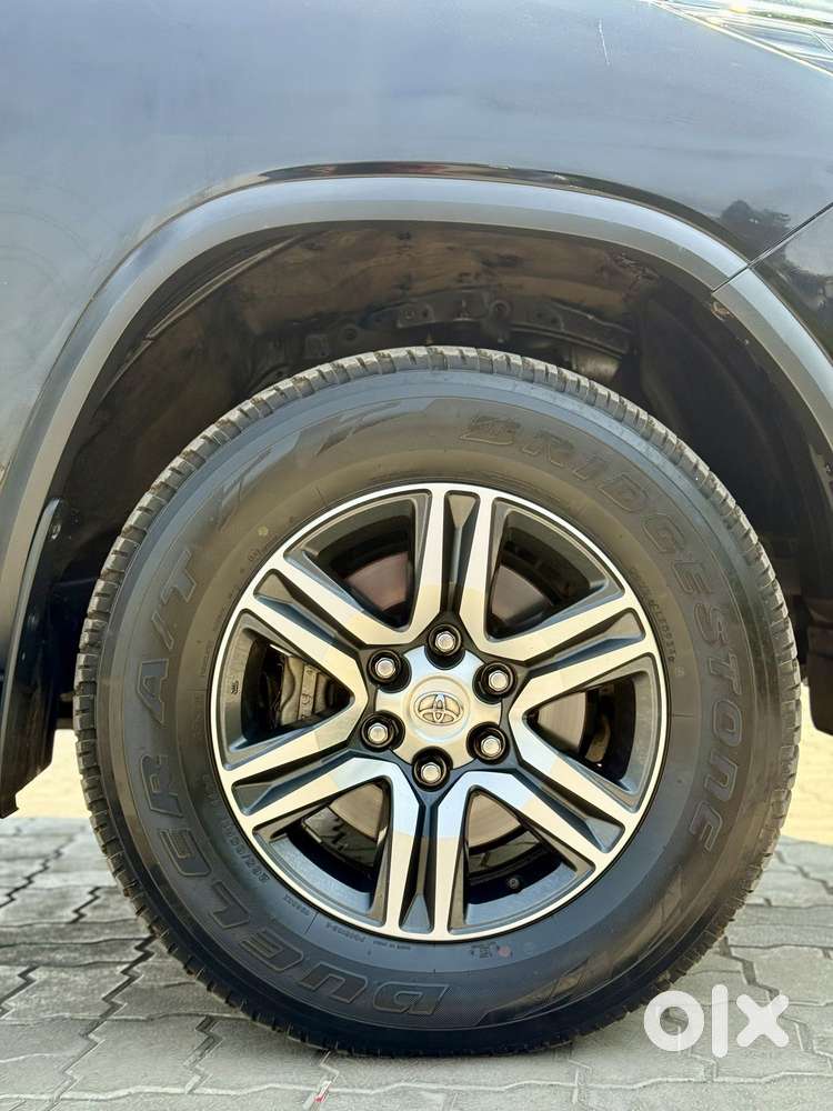 Toyota Fortuner [2021-ongoing] 2.8 2wd Diesel Mt, 2024, Diesel