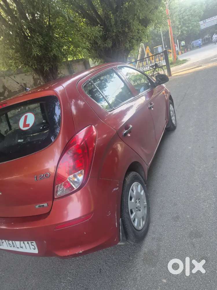 Hyundai I20 2012 Petrol 96000 Km Driven