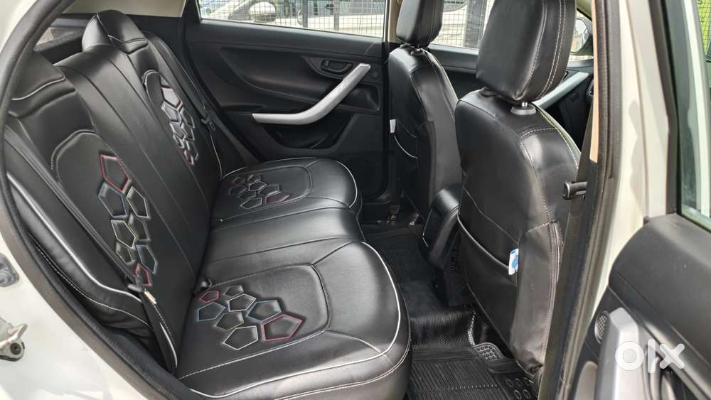 Tata Nexon 1.5 Revotorq Xm (s), 2021, Petrol