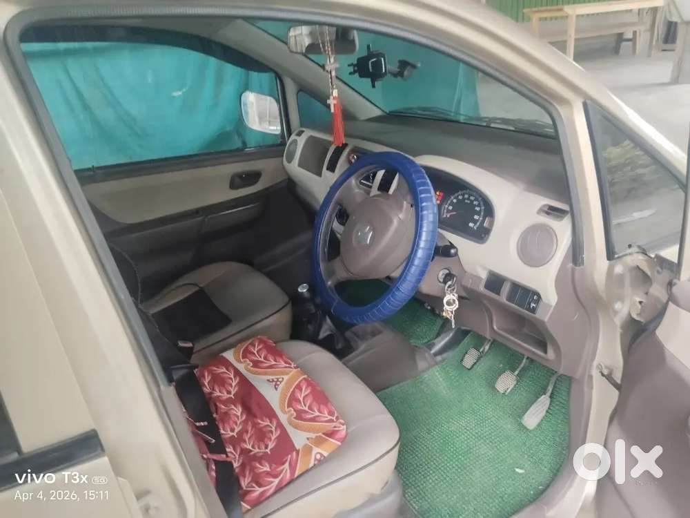 Very Good Condition Teacher Driving Car. Very Good Condition.