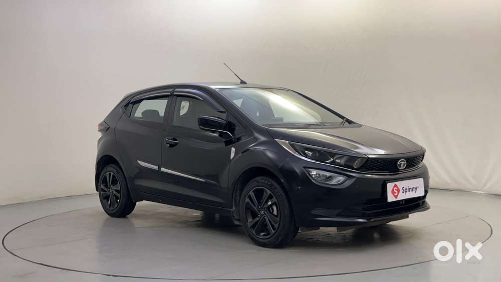 Tata Altroz 1.2 XZA Plus Dark Edition DCT, 2023, Petrol