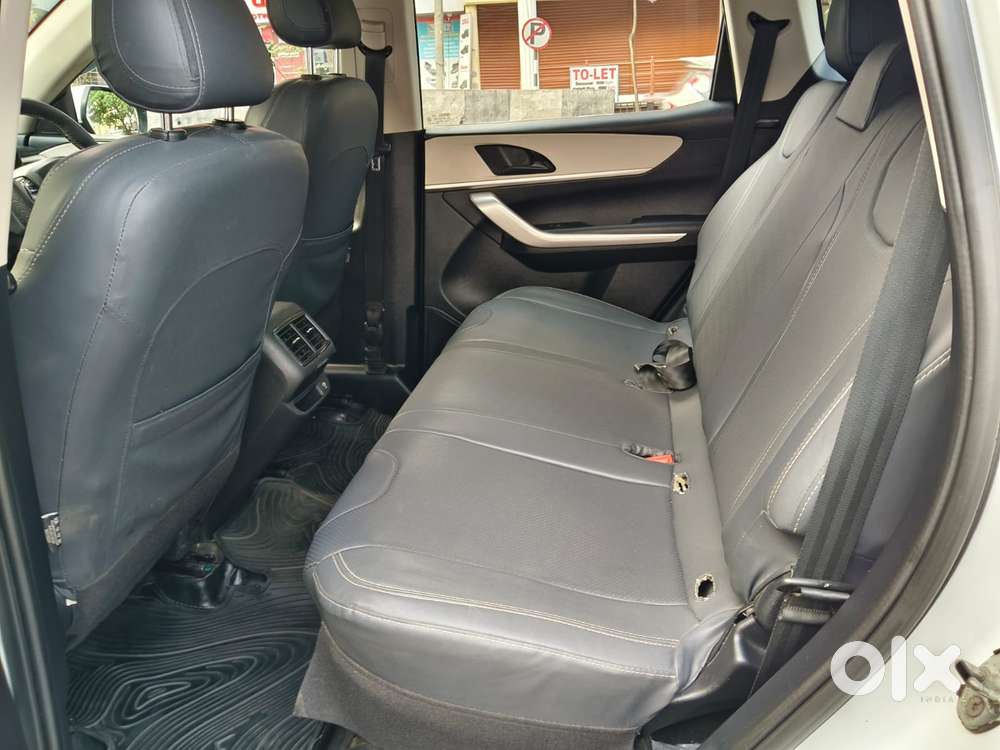 Mahindra Xuv700 2.2 Ax 5 Diesel Mt Str, 2022, Diesel