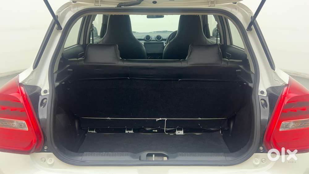 Maruti Suzuki Swift 1.3 Lxi, 2022, Petrol