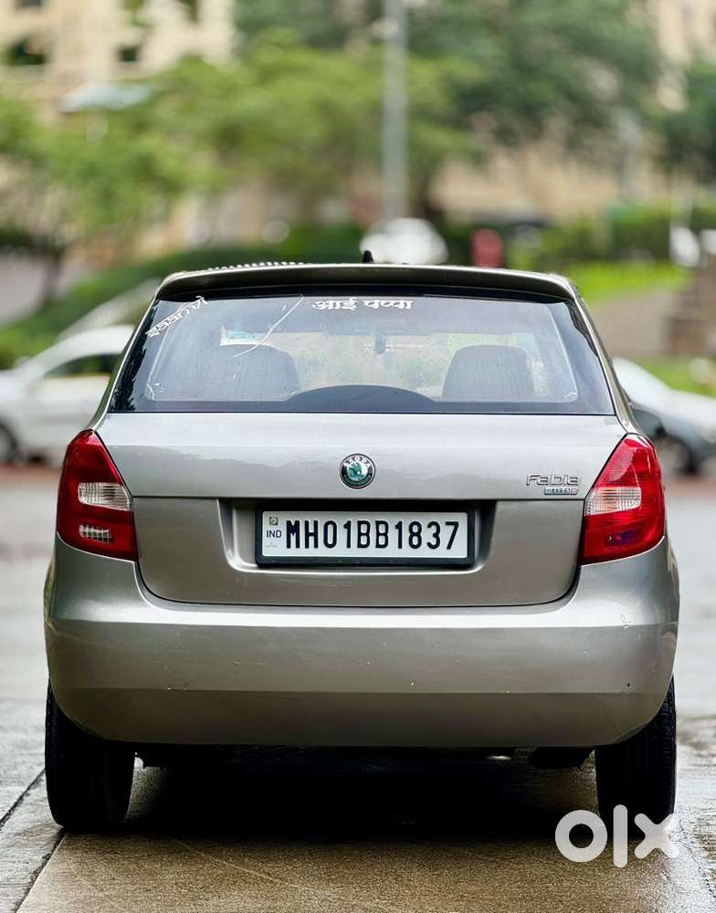 Skoda Fabia 2011 Petrol 90000 Km Driven