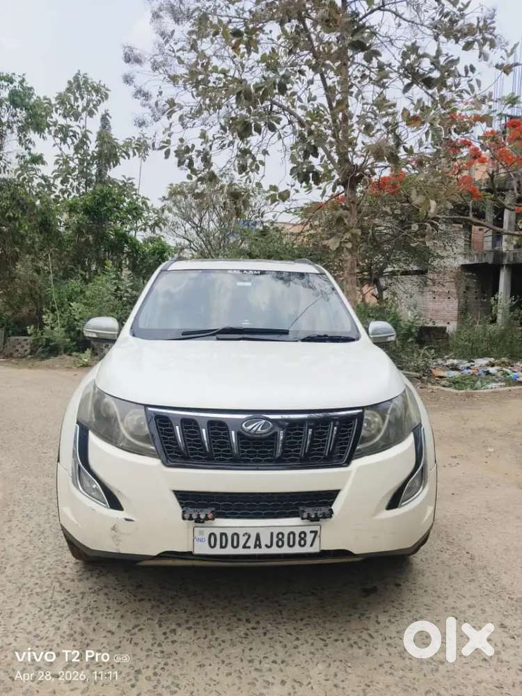 Xuv 500 W10