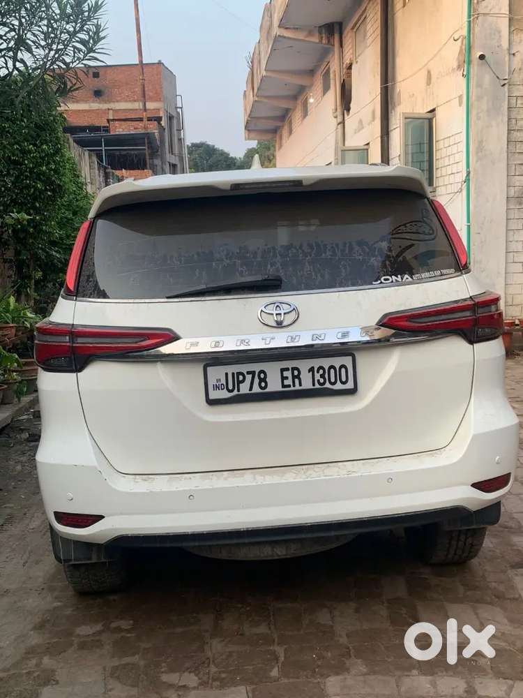Toyota Fortuner 2017 Diesel 182000 Km Driven