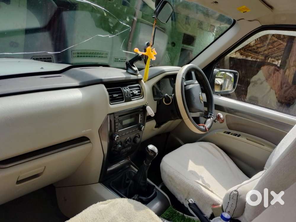 Mahindra Scorpio Classic 2015 Petrol Mt Diesel