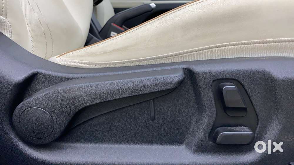 Hyundai Verna 1.5 Sx (o) Ivt, 2024, Petrol