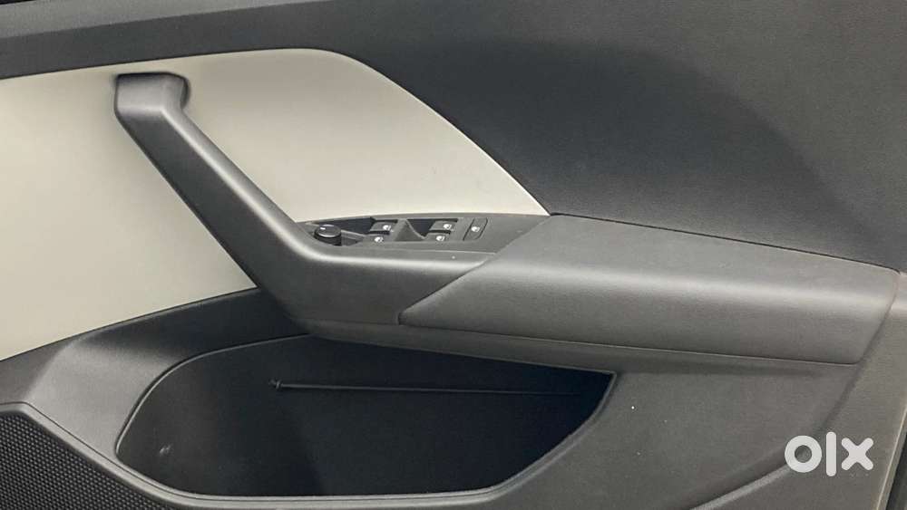 Skoda Kushaq 1.0 Tsi Style, 2022, Petrol