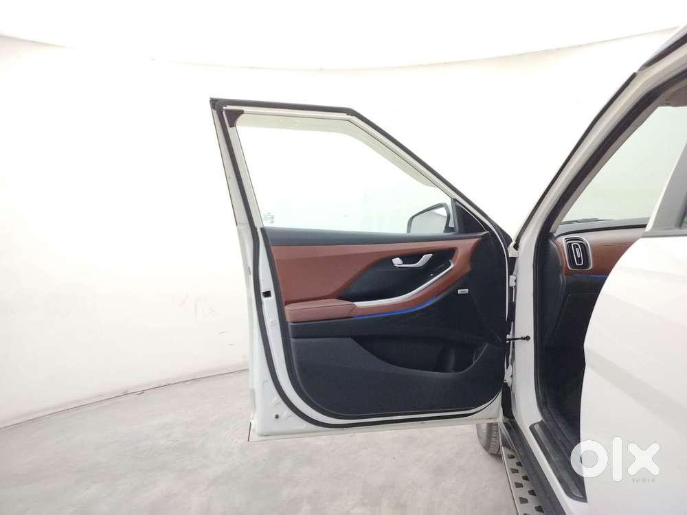 Hyundai Alcazar 2.0 Platinum (o) Petrol At 6 Str, 2021, Petrol