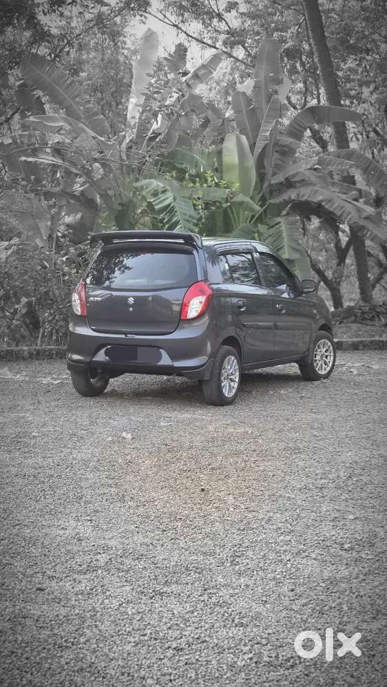 13 Inch Alloy Wheels, Sporty Spoiler