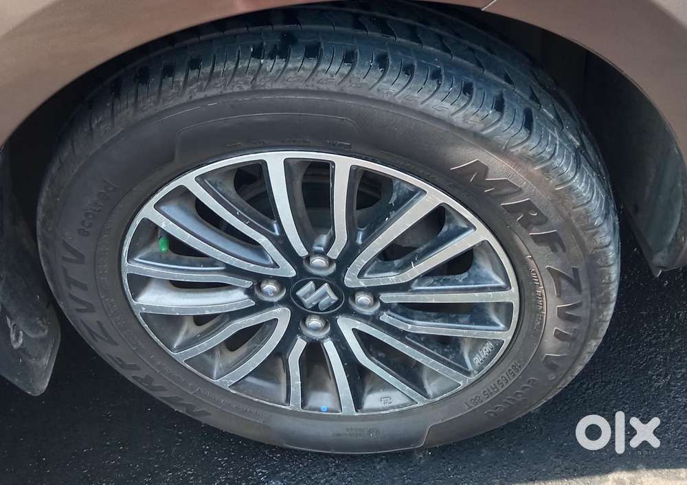 Maruti Suzuki Swift Dzire Amt Zdi, 2017, Diesel