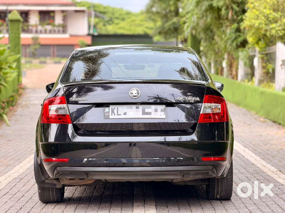 Skoda Octavia 1.8 Elegance Tsi At, 2019, Petrol