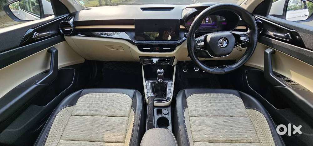 Skoda Slavia Style 1.5l Tsi Mt, 2022, Petrol