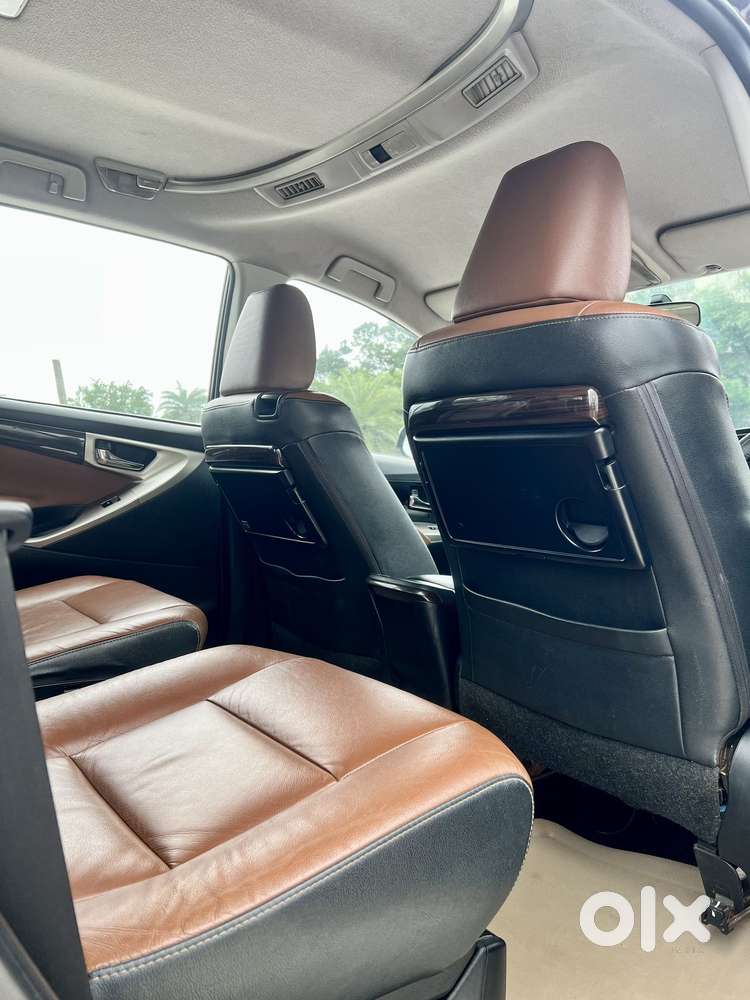 Toyota Innova Crysta 2.8 Zx At, 2017, Diesel
