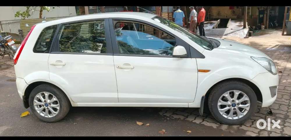 Ford Figo Diesel Titanium, Abs, Srs.