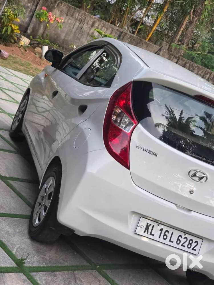 Hyundai Eon Magna + 2014 Single Owner 65000 Km Company Service