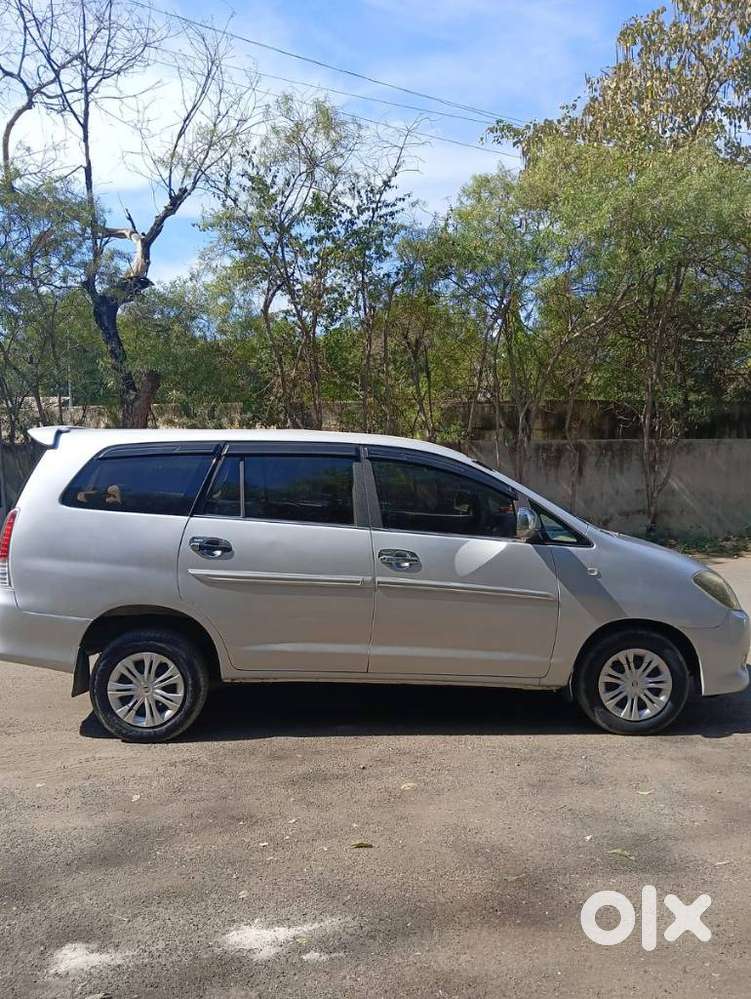 Toyota Innova 2.5 G (diesel) 8 Seater, 2009, Diesel