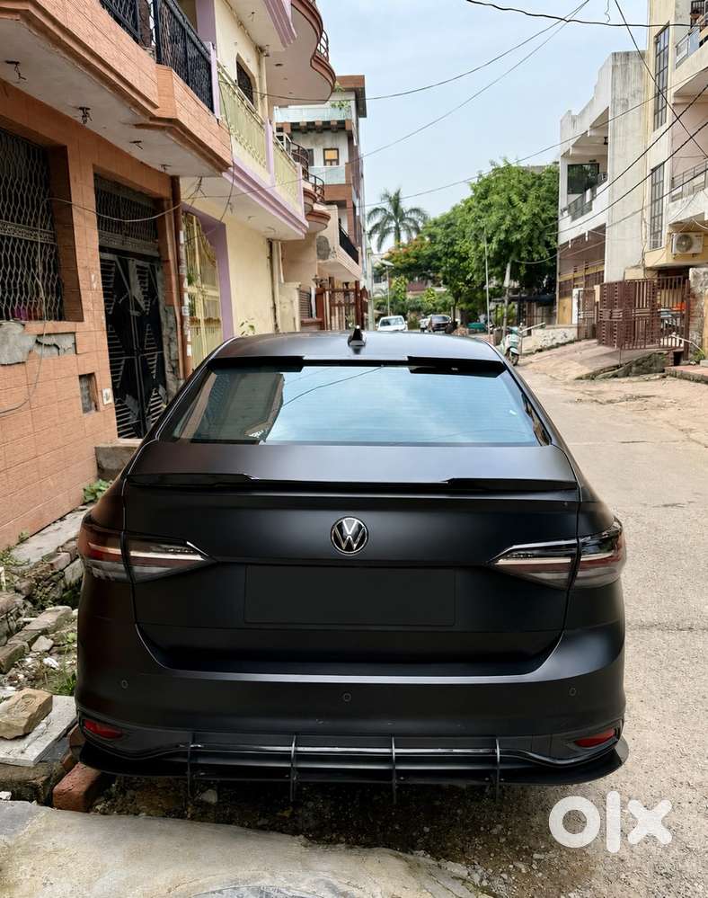 Volkswagen Virtus 1.0l Topline At Black