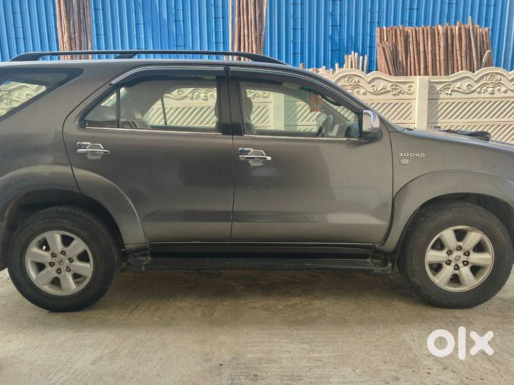 Toyota Fortuner Diesel 2010