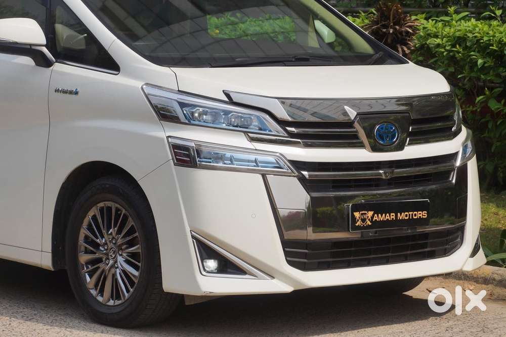Toyota Vellfire 2.5 Hybrid, 2021, Petrol