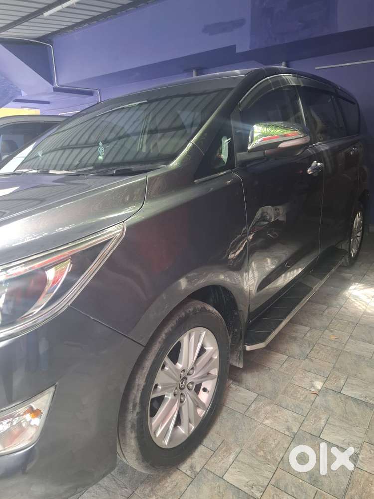 Toyota Innova Crysta 2.8z Automatic, 2016, Diesel