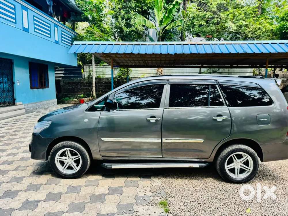 Toyota Innova 2010 Diesel 135000 Km Driven