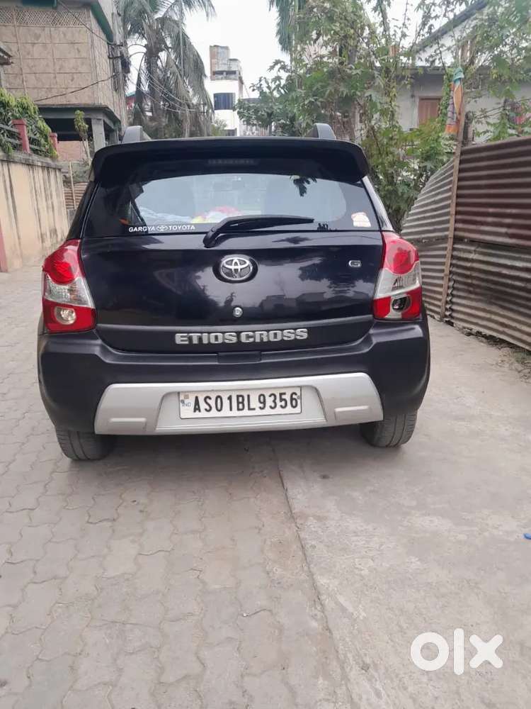 Toyota Etios Cross 2014
