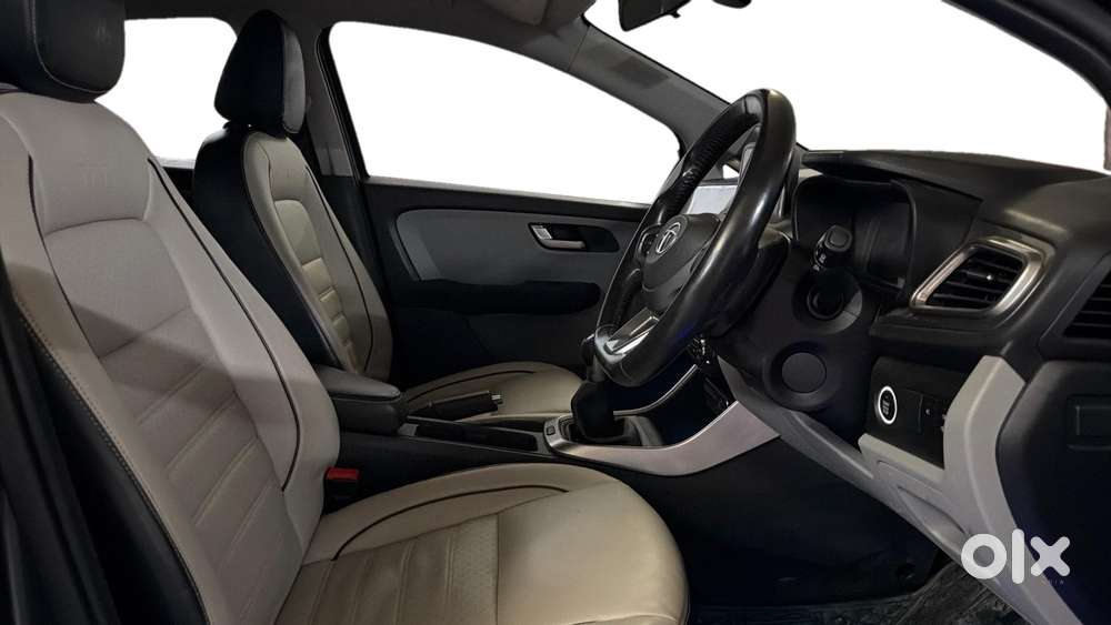 Tata Altroz Xz, 2021, Petrol