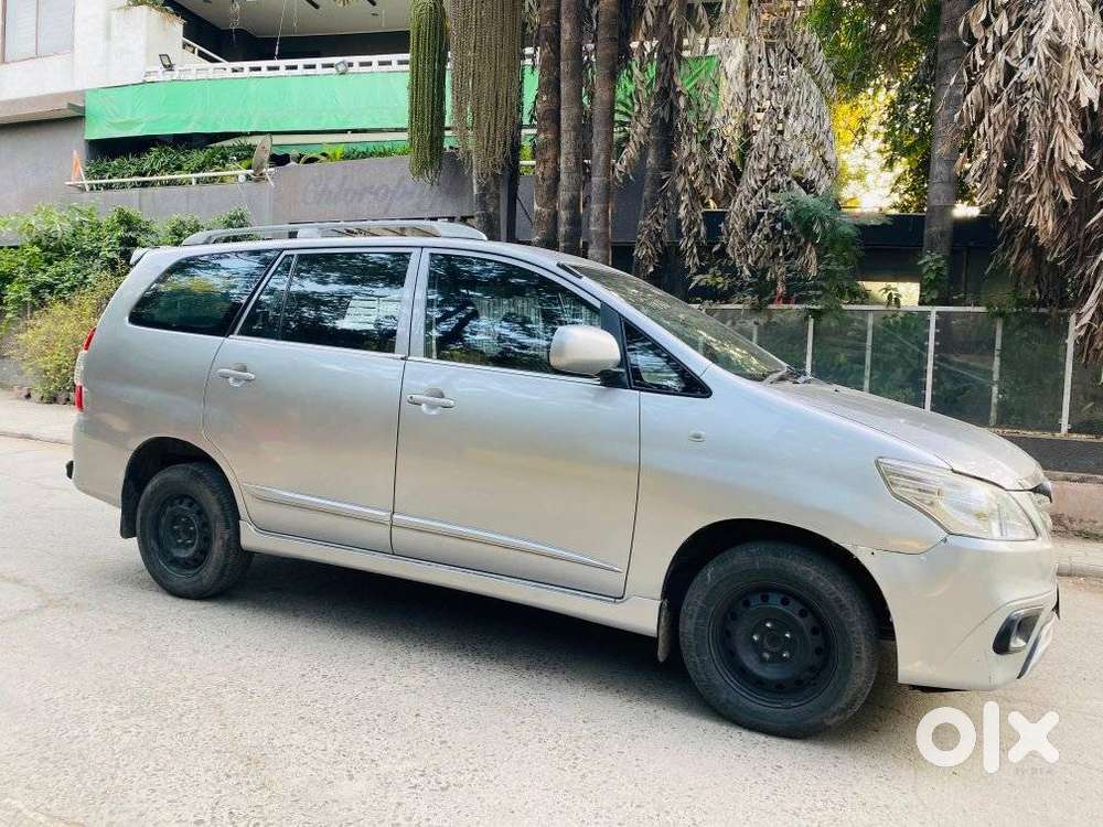 Toyota Innova 2.5 G (diesel) 8 Seater, 2015, Diesel