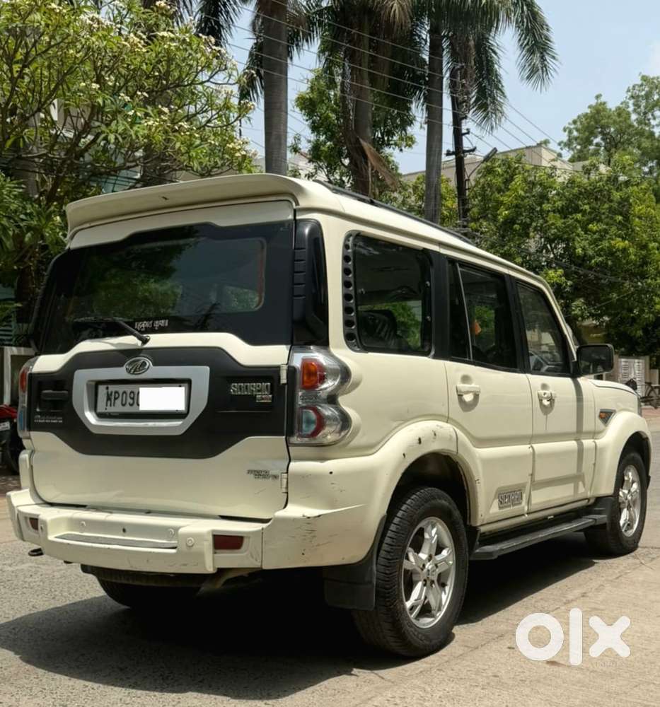 Mahindra Scorpio S10, 2015, Diesel